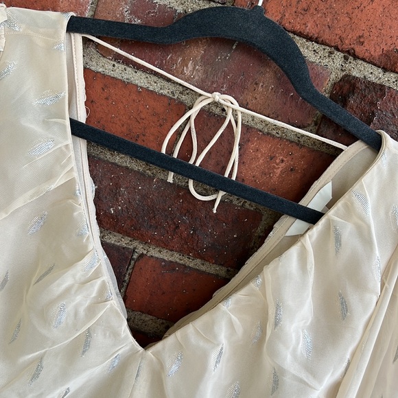 H&M Sheer Peplum Top - Picture 6 of 8